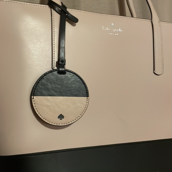 Kate Spade Tote! - Picture 5 of 6